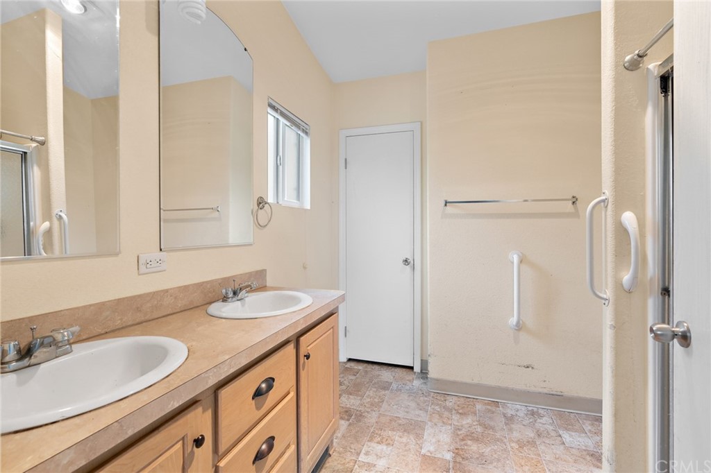 33796 Arthur Road Winchester, CA 92596 - Photo 41 of 54 a bathroom with a sink and a mirror