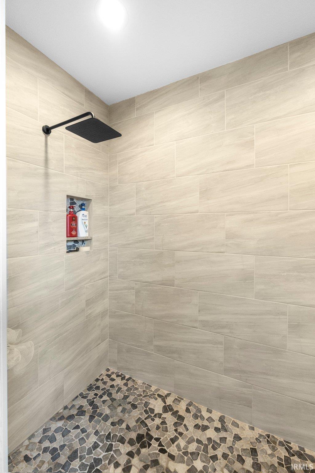 2825 Leon Cove Fort Wayne, IN 46845 - Photo 26 of 34