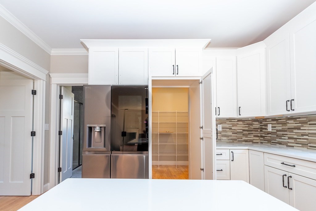 330 Concord Road Billerica, MA 01821 - Photo 6 of 27 Gallery Image 6