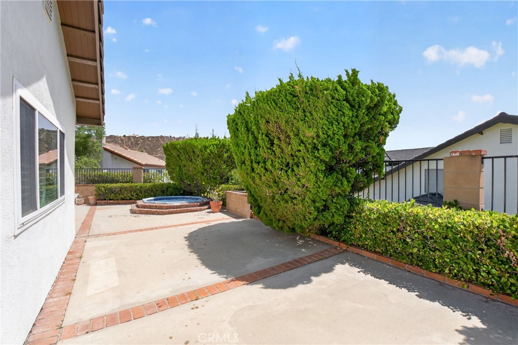 11656 Amigo Avenue Porter Ranch, CA 91326 - Photo 41 of 45