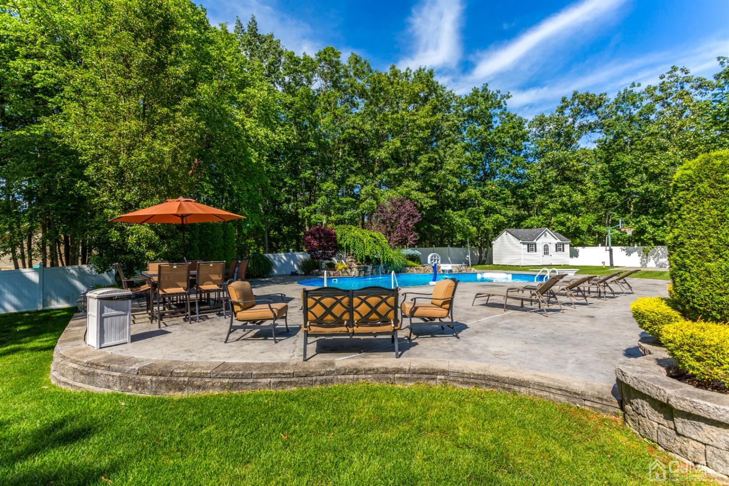 5 Ruby Court Jackson, NJ 08527 - Photo 11 of 64 Gallery Image 11