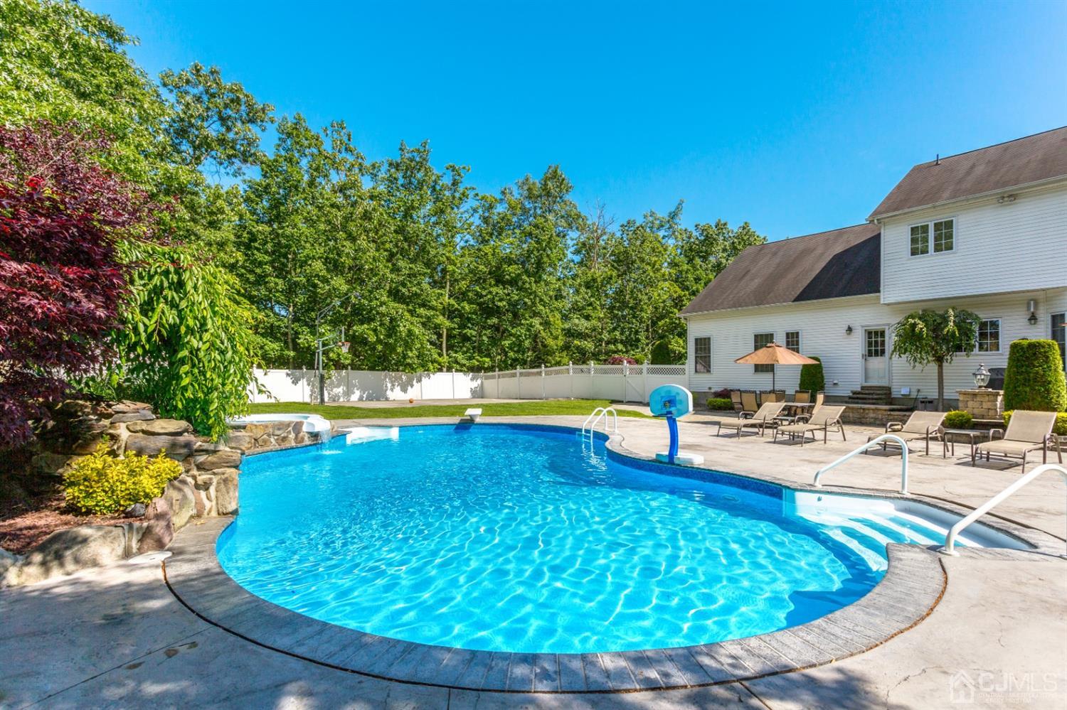 5 Ruby Court Jackson, NJ 08527 - Photo 12 of 64 Gallery Image 12