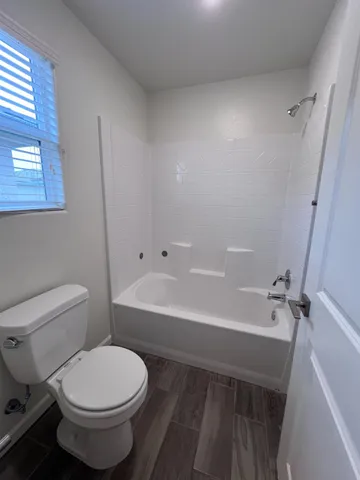 $2,200 | 1918 Oak Lane, Clovis, CA 93611