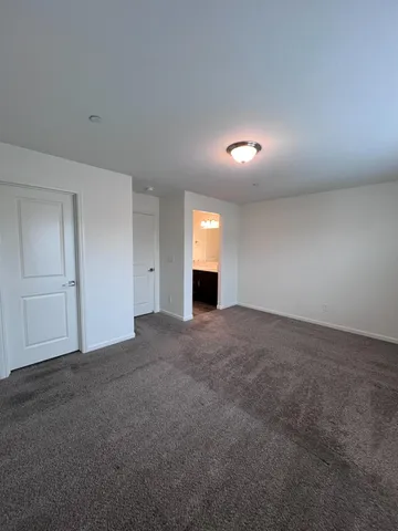 $2,200 | 1918 Oak Lane, Clovis, CA 93611