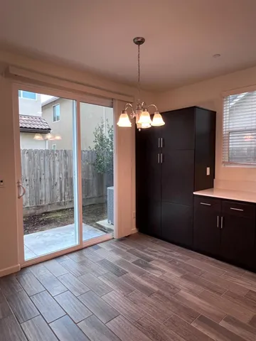 $2,200 | 1918 Oak Lane, Clovis, CA 93611