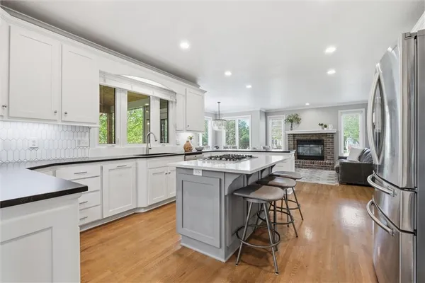 $825,000 | 12844 Noland Street, Overland Park, KS 66213