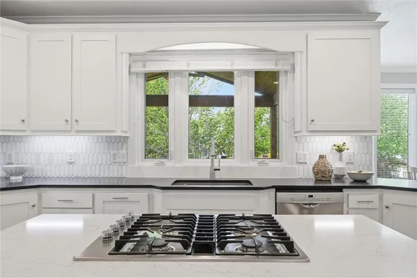 $825,000 | 12844 Noland Street, Overland Park, KS 66213