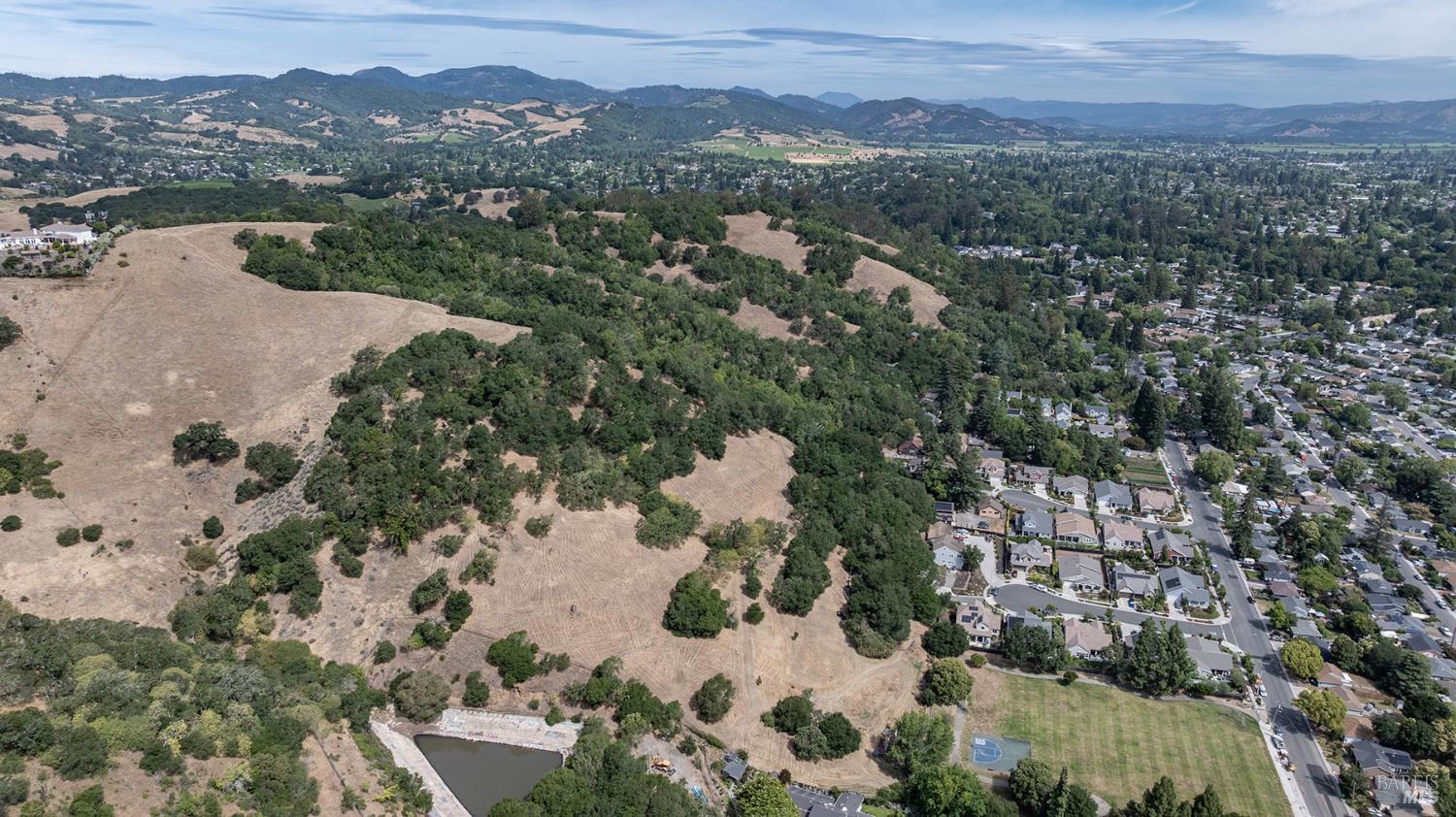 155 Riordan Lane Napa, CA 94558 - Photo 13 of 24