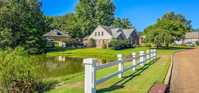 $399,999 | 665 Cedar Grove Cove, Hernando, MS 38632