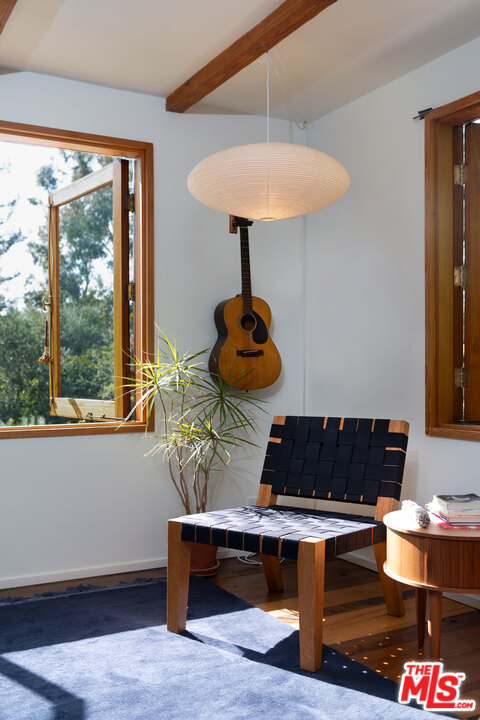 780 Latimer Road Santa Monica, CA 90402 - Photo 11 of 28