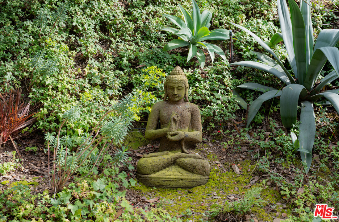 780 Latimer Road Santa Monica, CA 90402 - Photo 24 of 28