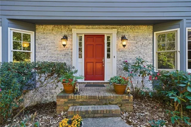 $775,000 | 1050 Lakemont Trace, Roswell, GA 30075