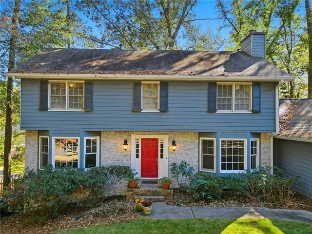 $775,000 | 1050 Lakemont Trace, Roswell, GA 30075