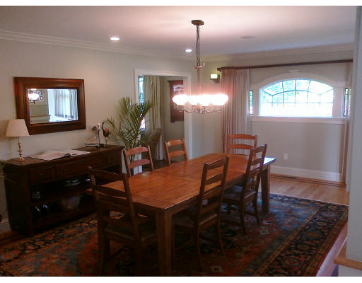 2 Robert Road Marblehead, MA 01945 - Photo 5 of 8 Gallery Image 5