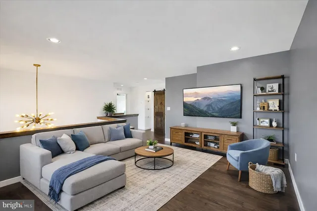 $599,900 | 198 Aberdeen Lane, State College, PA 16801