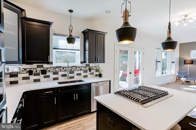 $599,900 | 198 Aberdeen Lane, State College, PA 16801