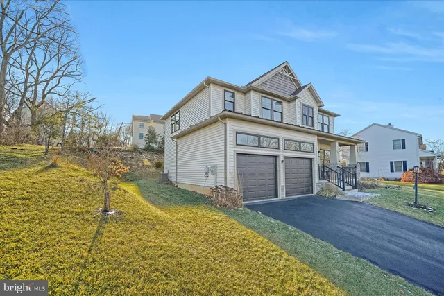 $599,900 | 198 Aberdeen Lane, State College, PA 16801