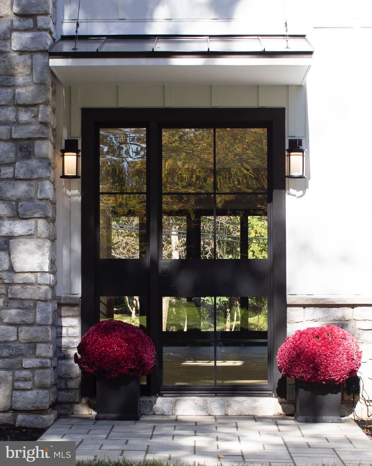 318 Baintree Road Bryn Mawr, PA 19010 - Photo 2 of 67