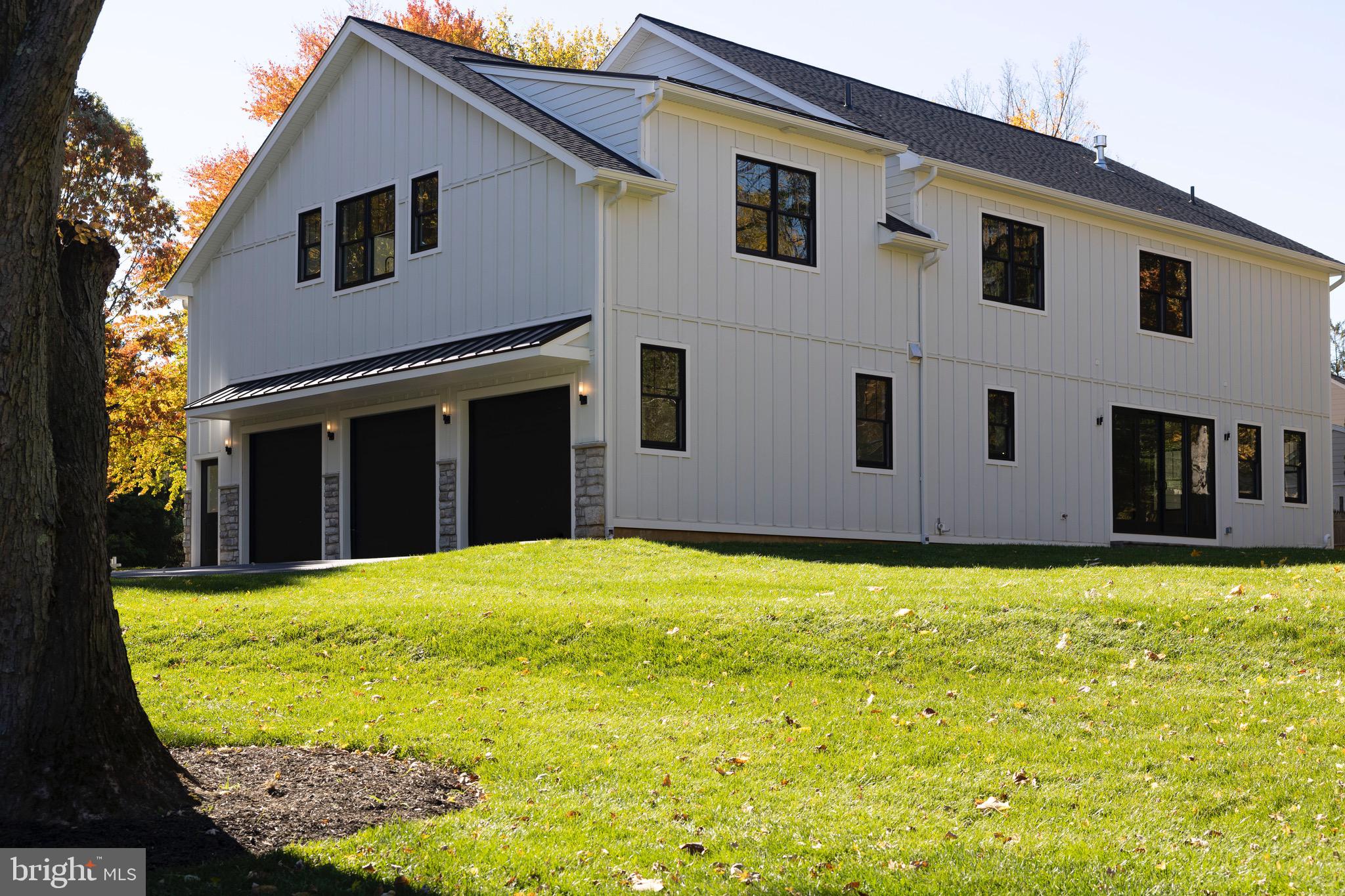 318 Baintree Road Bryn Mawr, PA 19010 - Photo 4 of 67