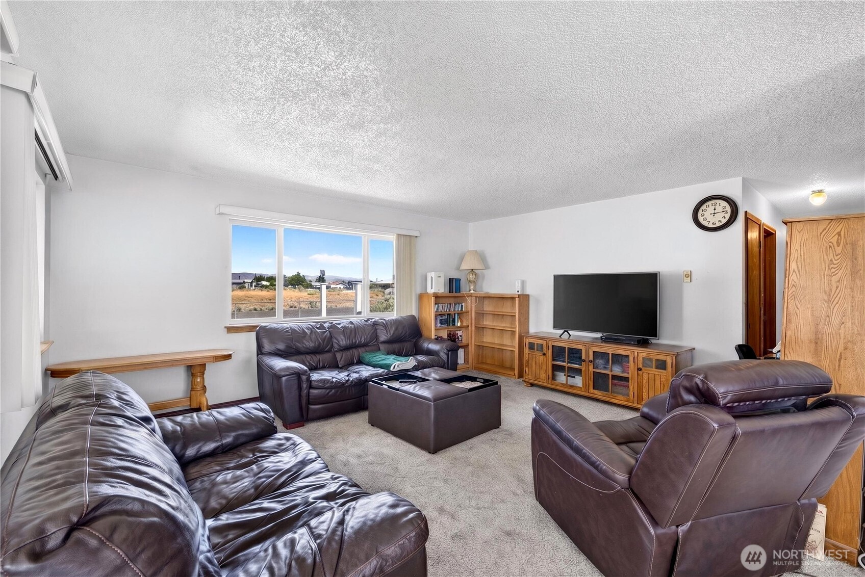301 Arrowhead Place Southwest Mattawa, WA 99349 - Photo 5 of 36