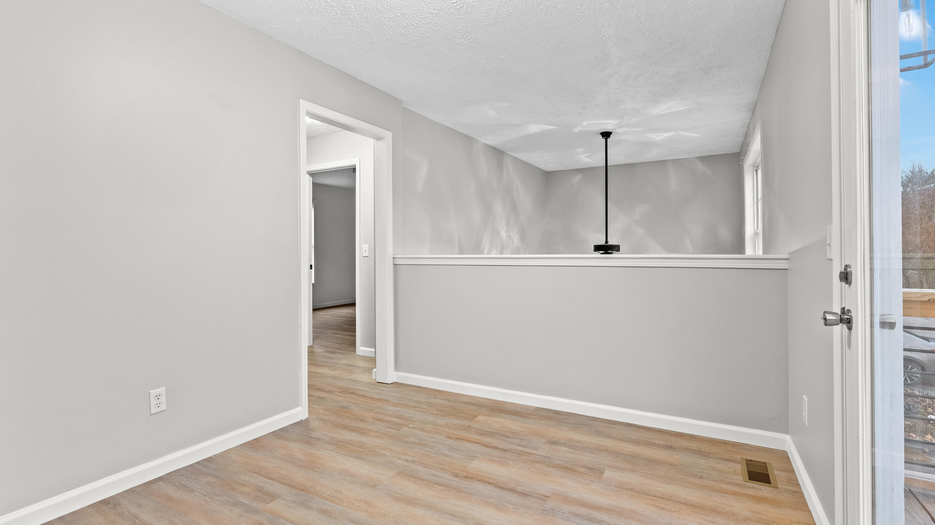 178 Roberts Ridge Rutledge, TN 37861 - Photo 8 of 13 178 Roberts Ridge-7