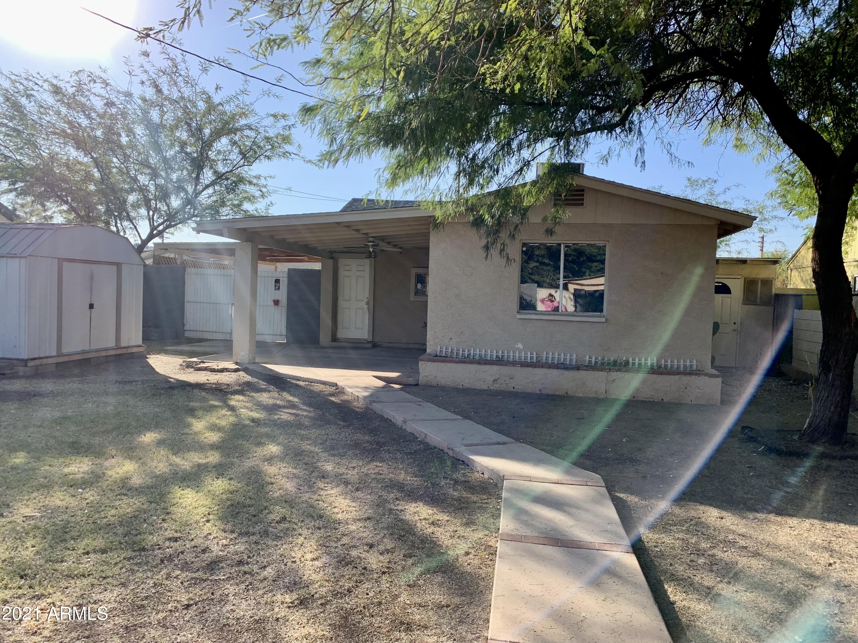 638 West Chipman Road Phoenix, AZ 85041 - Photo 16 of 20 12E893CE-DAEF-4511-B6D9-207E70E456DA