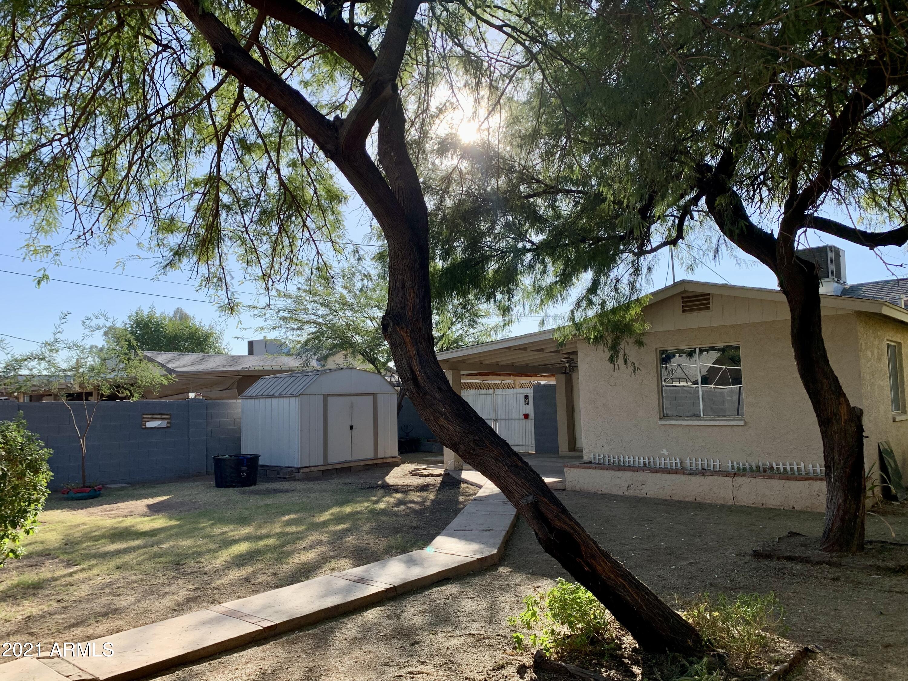 638 West Chipman Road Phoenix, AZ 85041 - Photo 18 of 20 77908F96-3FBF-4C67-A84B-7E8B4F821DB4