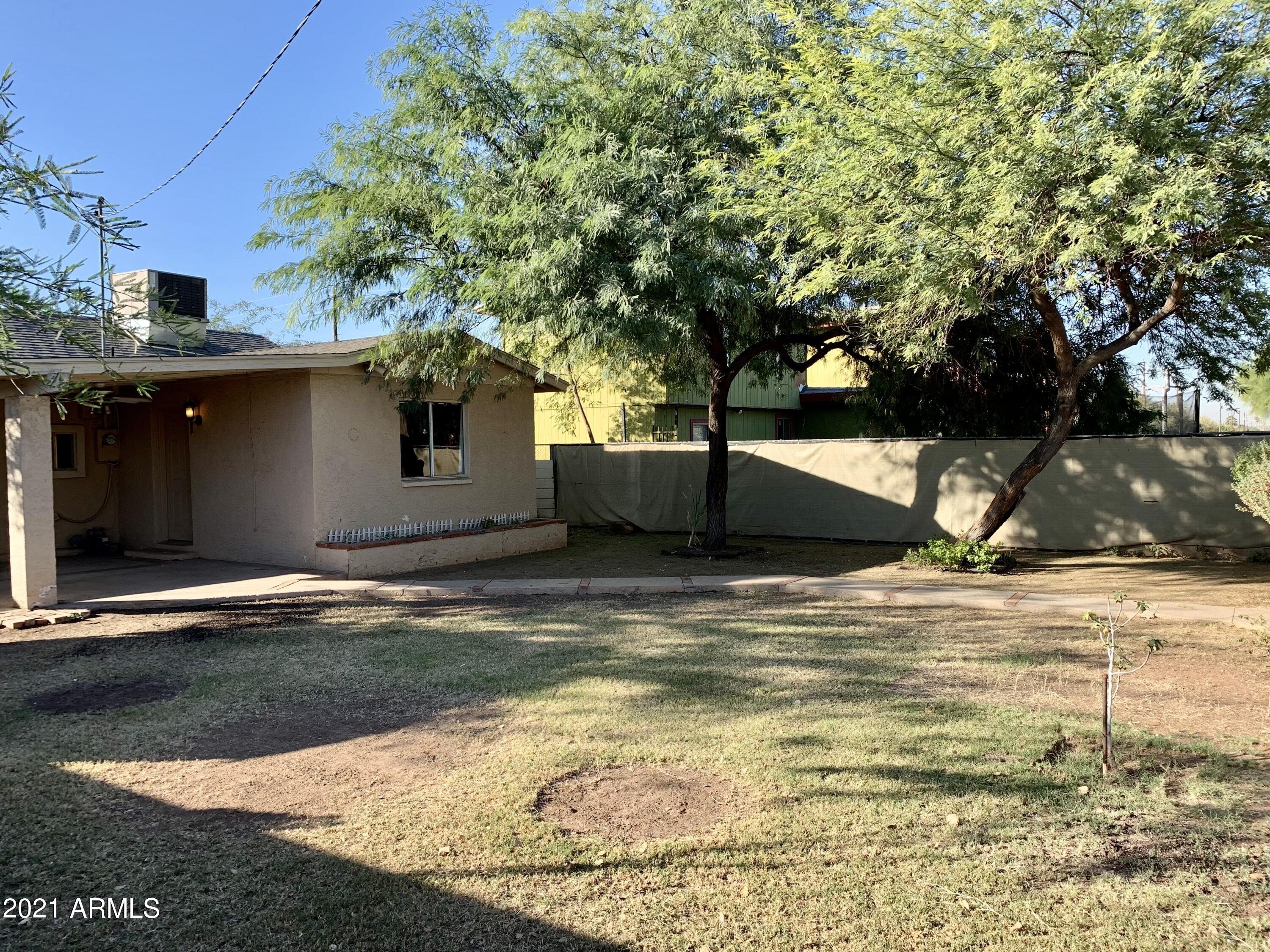 638 West Chipman Road Phoenix, AZ 85041 - Photo 19 of 20 09460227-8244-4A9F-9EF4-C81D63A9808B