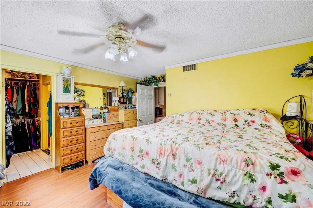 2371 Viewcrest Road Henderson, NV 89014 - Photo 15 of 31 Gallery Image 15