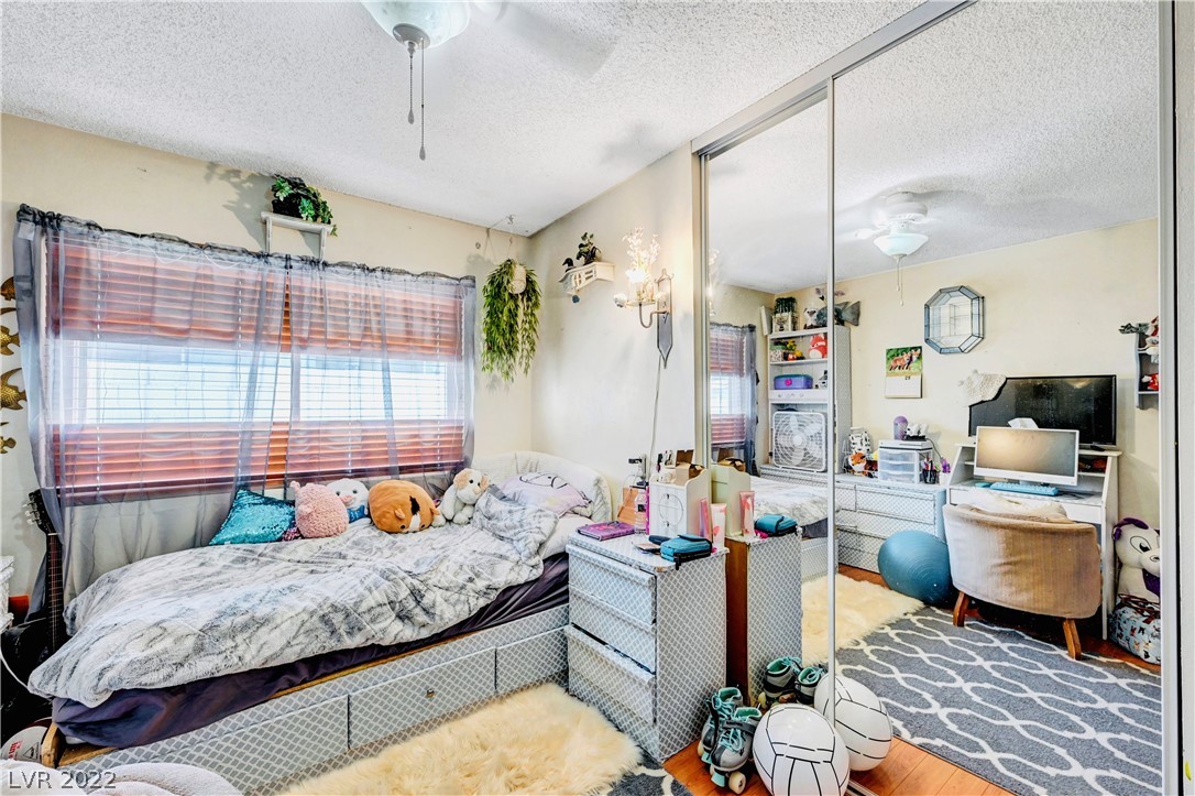 2371 Viewcrest Road Henderson, NV 89014 - Photo 21 of 31 Gallery Image 21