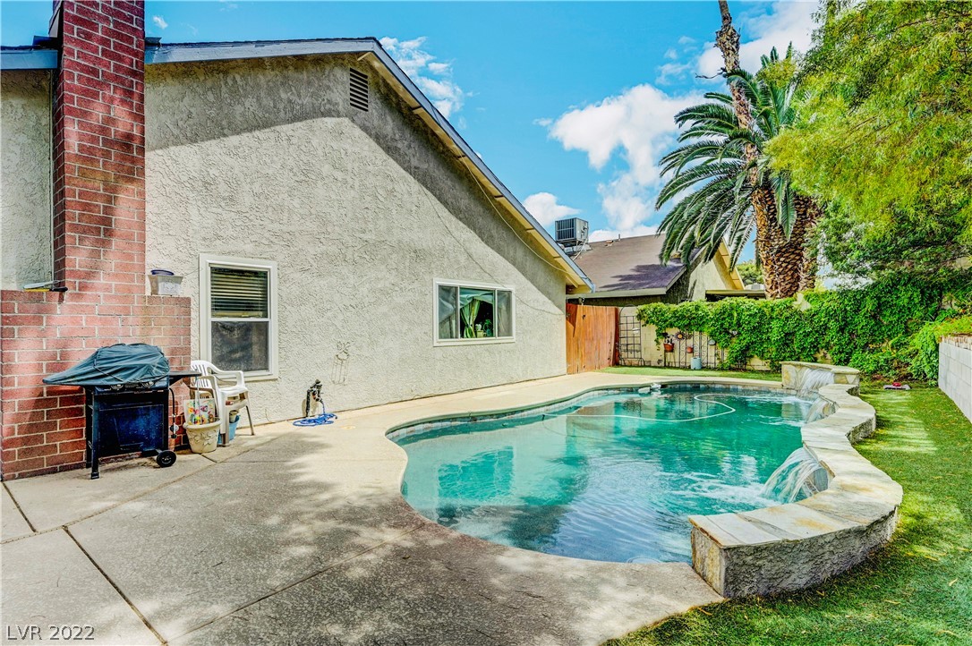 2371 Viewcrest Road Henderson, NV 89014 - Photo 25 of 31 Gallery Image 25