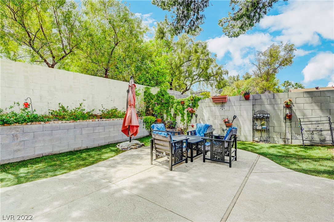 2371 Viewcrest Road Henderson, NV 89014 - Photo 28 of 31 Gallery Image 28