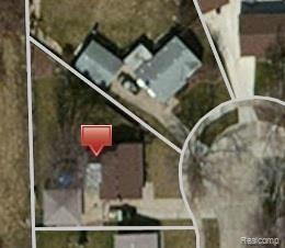 18000 Davidson Road Fraser, MI 48026 - Photo 26 of 26 Overhead.jpg