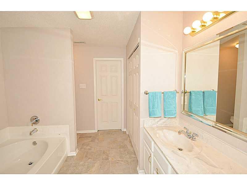10702 Howe Road Fishers, IN 46038 - Photo 14 of 24