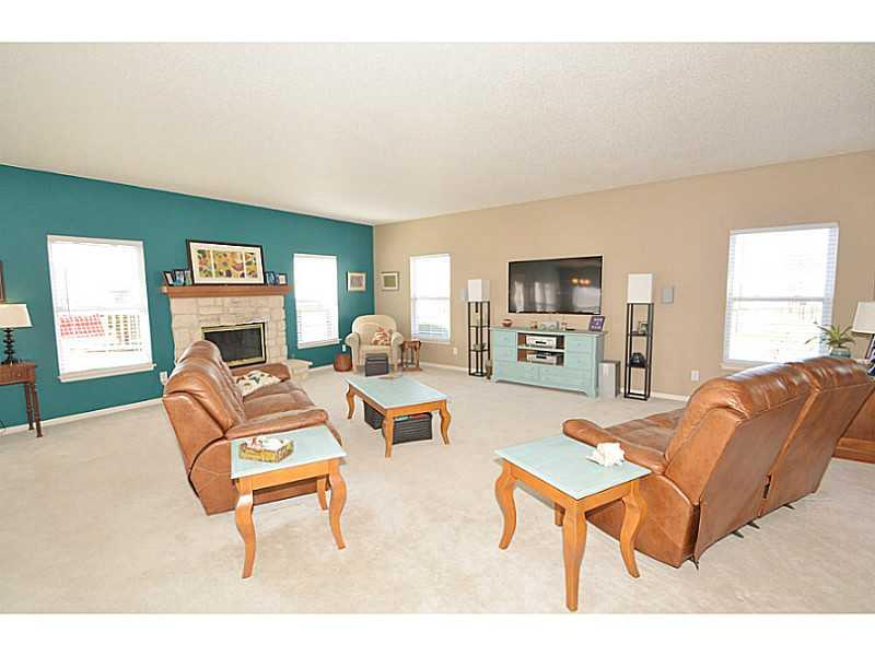 10702 Howe Road Fishers, IN 46038 - Photo 3 of 24