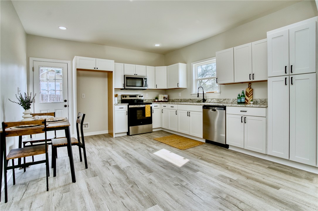 113 South 8th Street Easley, SC 29640 - Photo 4 of 27