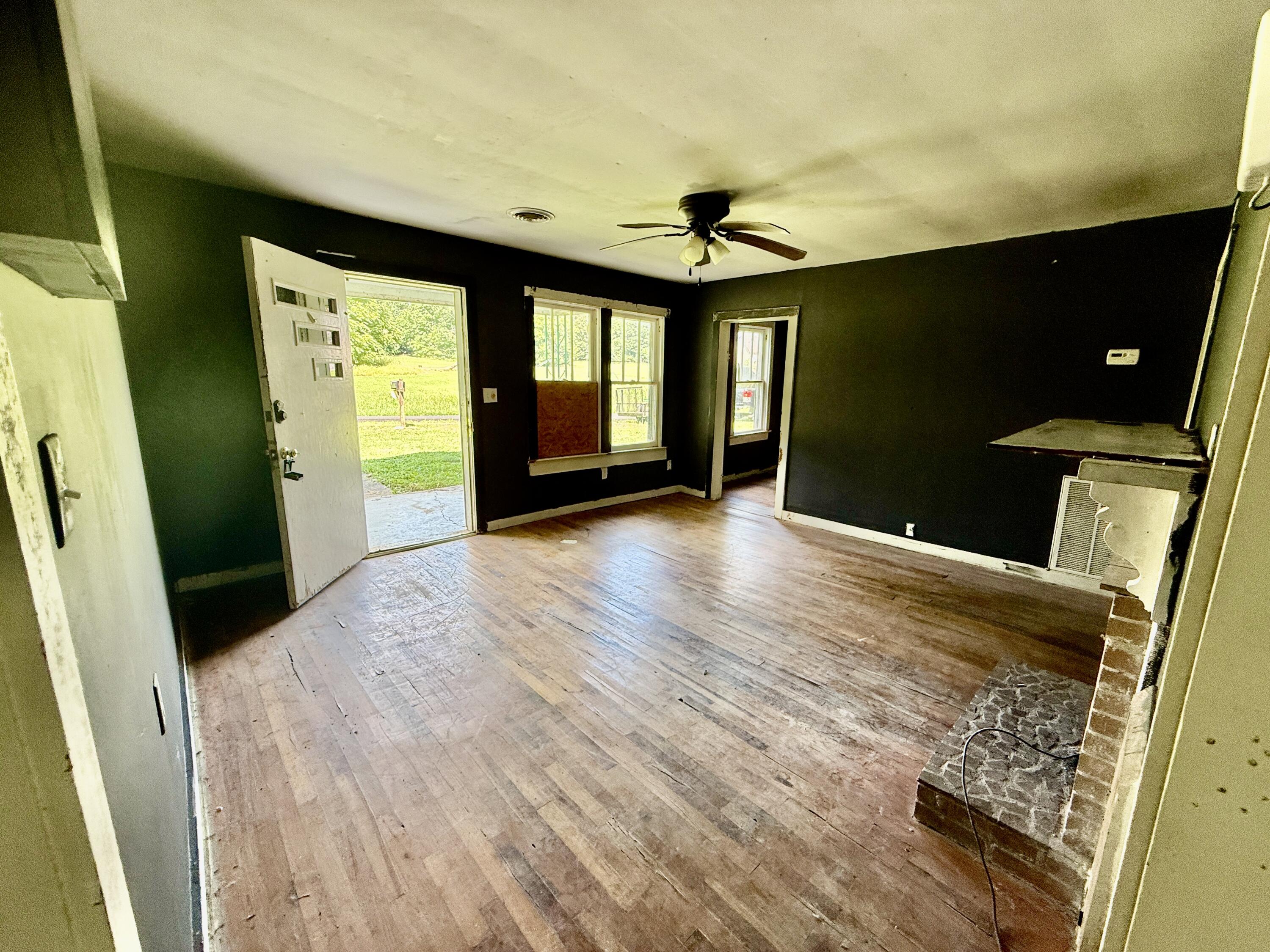 115 Military Road Herndon, KY 42236 - Photo 19 of 42 IMG_7756