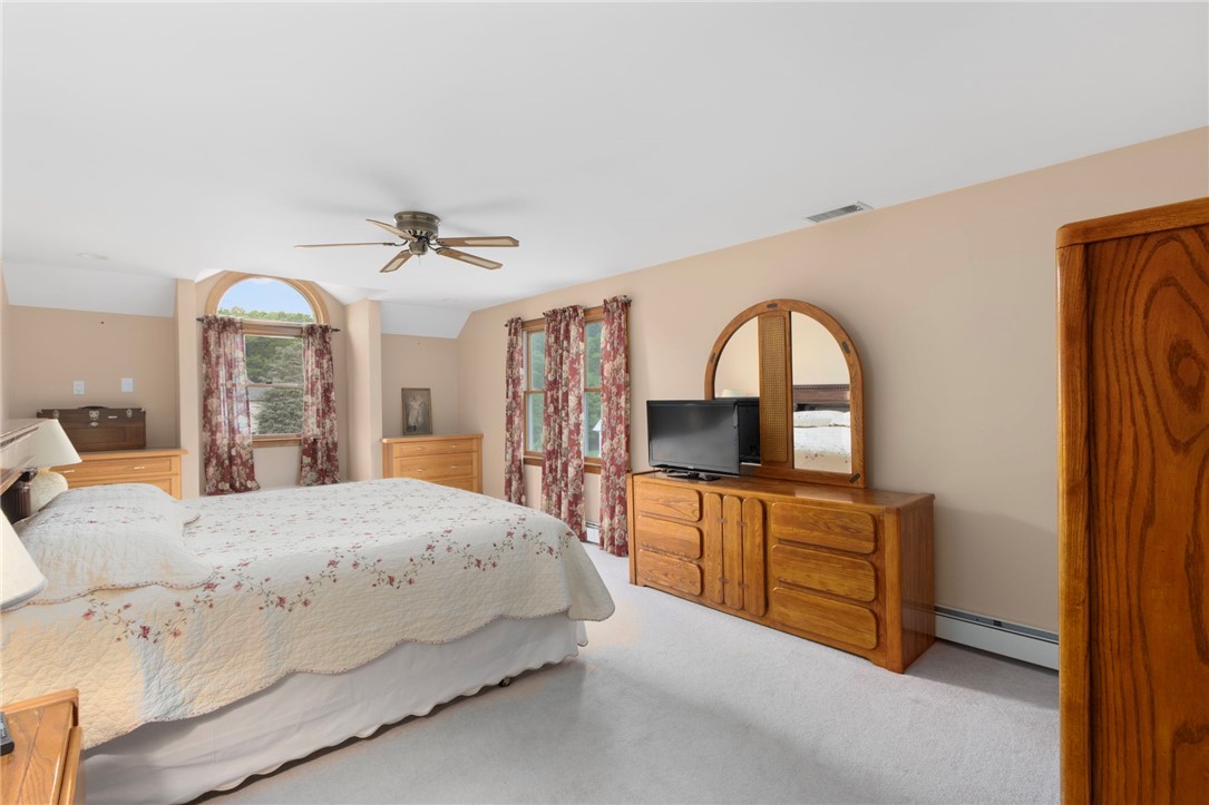 35 Great Road Barrington, RI 02806 - Photo 22 of 37