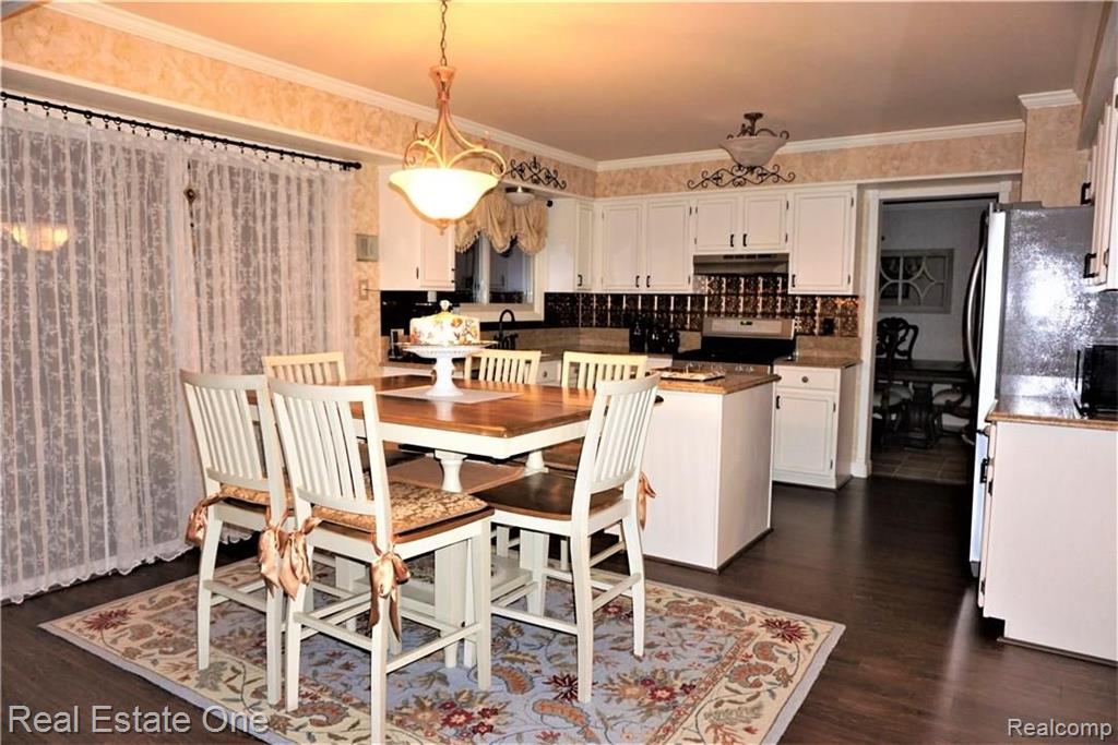 3271 Edmunton Drive Rochester Hills, MI 48306 - Photo 12 of 37