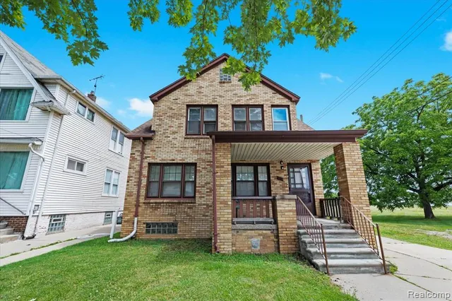 $349,990 | 4200 Lois Street, Dearborn, MI 48126