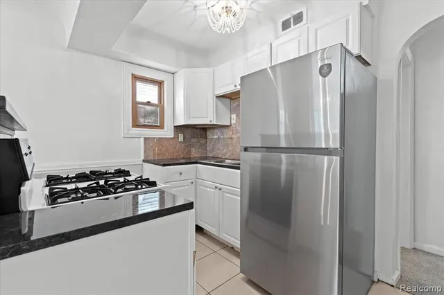 $349,990 | 4200 Lois Street, Dearborn, MI 48126