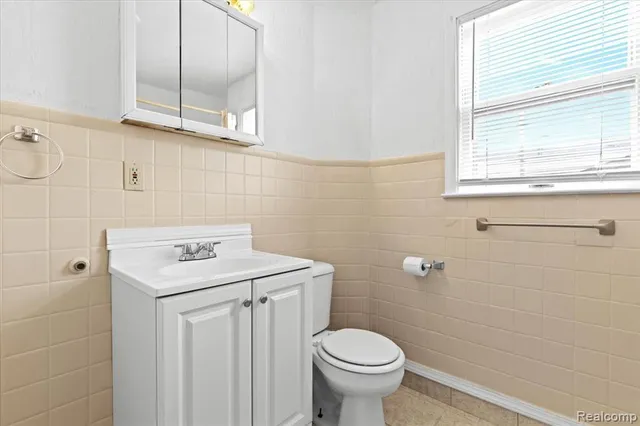 $349,990 | 4200 Lois Street, Dearborn, MI 48126