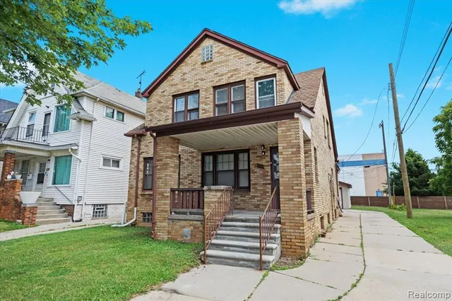 $349,990 | 4200 Lois Street, Dearborn, MI 48126