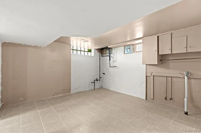 $349,990 | 4200 Lois Street, Dearborn, MI 48126