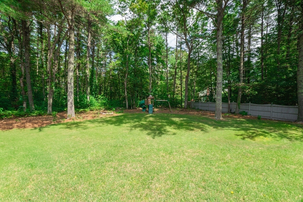 86 York Road Mansfield, MA 02048 - Photo 33 of 42 Gallery Image 33