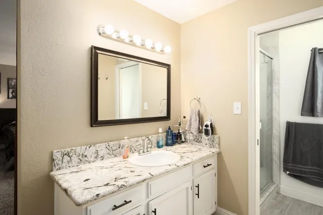 $550,000 | 93 North Osmun Avenue, Clovis, CA 93612