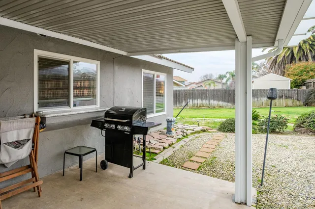 $550,000 | 93 North Osmun Avenue, Clovis, CA 93612