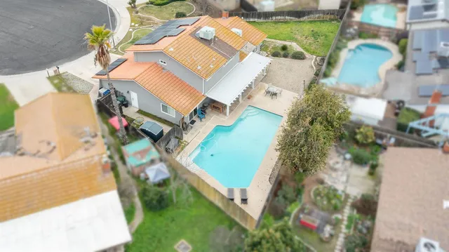 $550,000 | 93 North Osmun Avenue, Clovis, CA 93612