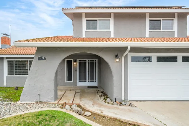 $550,000 | 93 North Osmun Avenue, Clovis, CA 93612