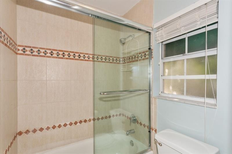 5200 Lake Loop Road Cooper City, FL 33330 - Photo 17 of 34 Photo 18